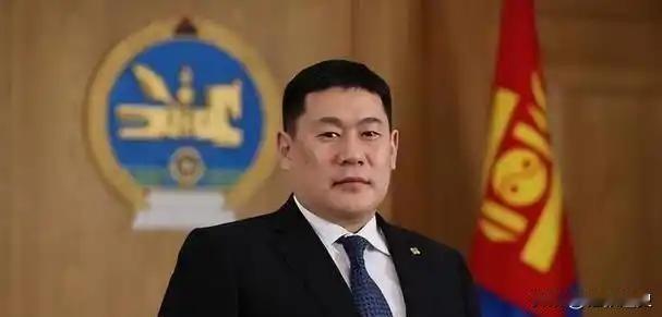 外蒙古为何反华？如今宁可饿死也不向东大靠拢？因为内蒙古的人就比外蒙古全国的总人口