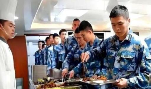 都说航母是吞金兽，山东舰算是把这事儿焊死了！3000多官兵，24小时轮班，