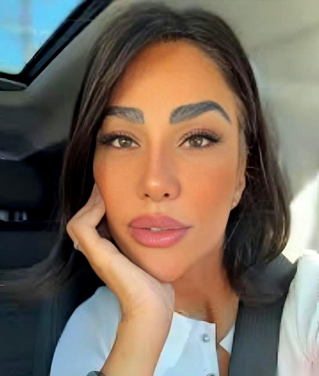 最近洛杉矶有个叫哈米德的女设计师出事了，她和女儿在家待得好好的，突然被ICE的人