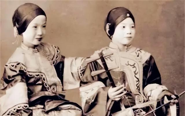 晚清姑娘被卖到美国，当成“动物”公开展览，50美分便可观看把时间拨回到19世纪