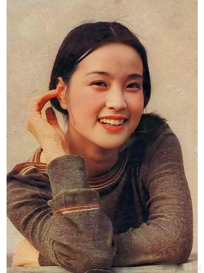 刘晓庆说从未认为自己长得好看其实在观众心里，她的美更多是来自角色的魅力和她本人