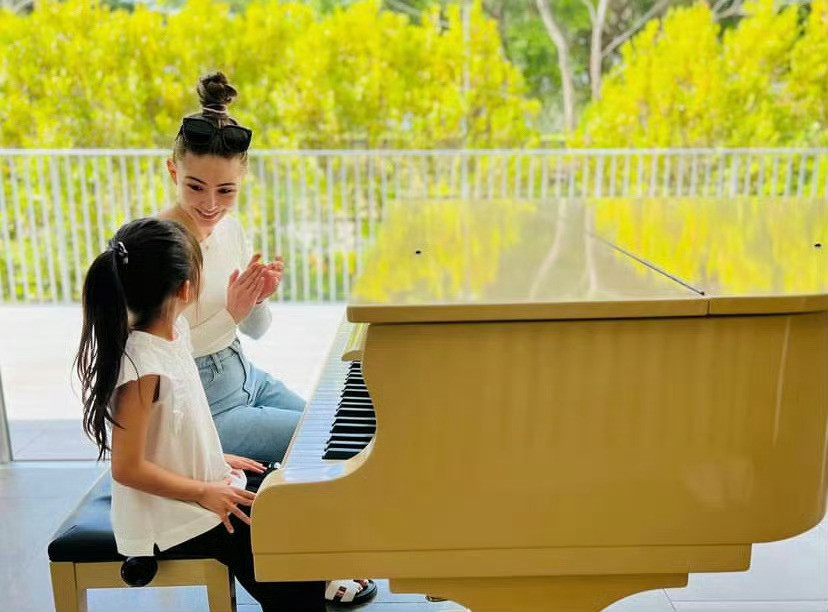 听妈妈的话以后肯定也会大有成就