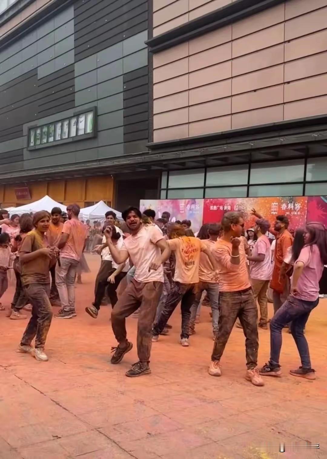 极不平衡的中印留学生人数，反应了什么社会问题？目前我国印度留学生有3.4万左右