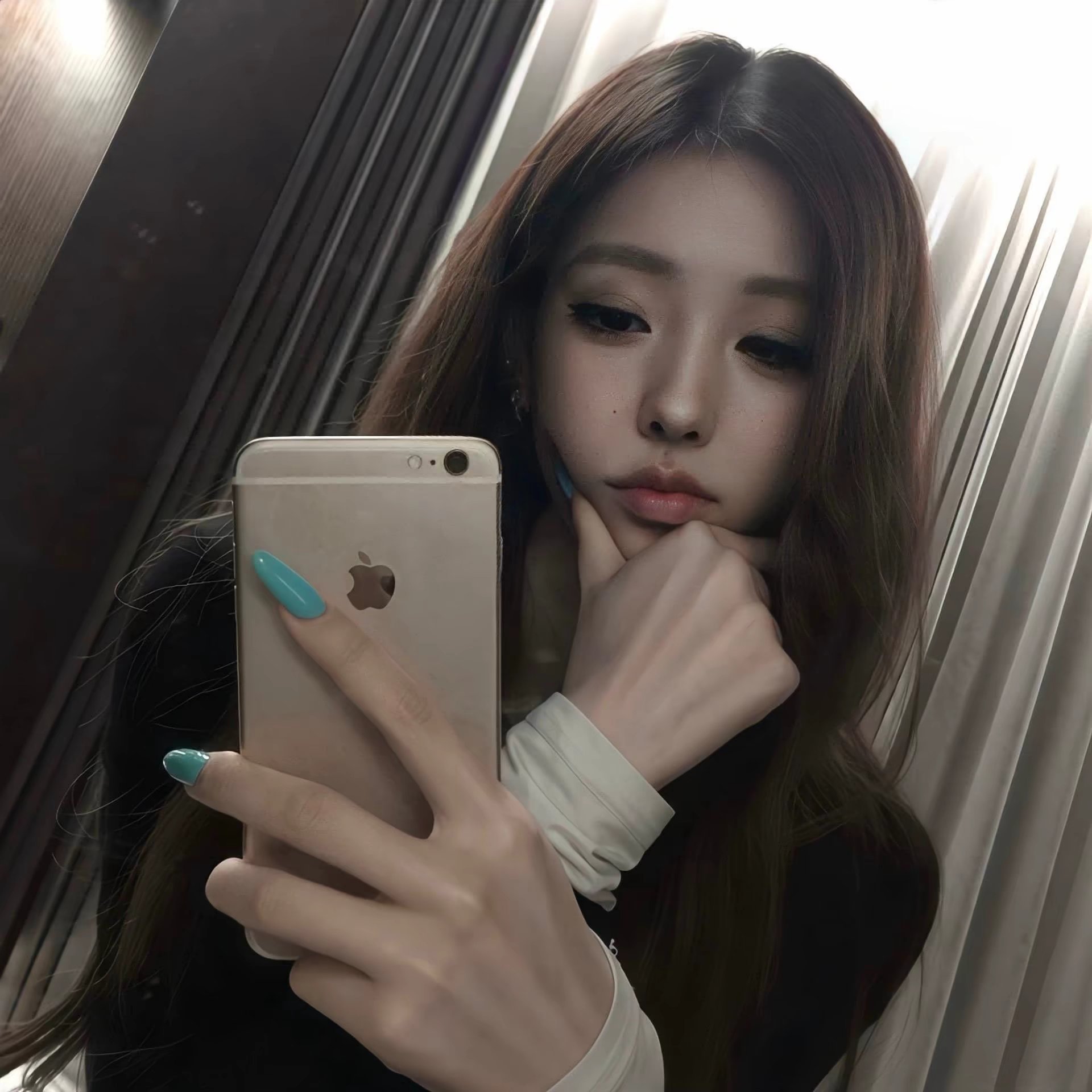 𝑾𝒆𝑪𝒉𝒂𝒕｜头像｜明媚感女头｜精选女头｜小众女生头像｜头像女｜女生