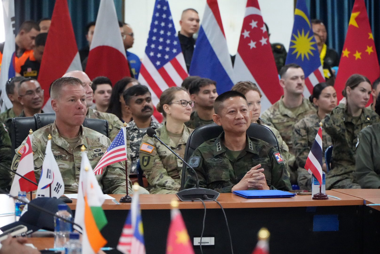 中国人民解放军代表参加了在泰国举行得2026年“金色眼镜蛇”演习中的人道主义援助