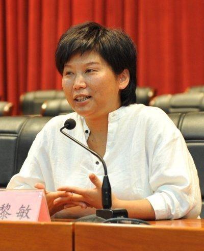 北京医科大学曲黎敏教授曾毫不犹豫地指出：“一夫一妻制是违背人性的。95%的人结婚