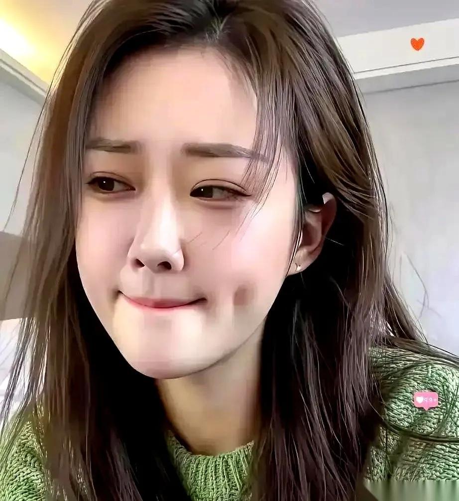 上海，某咖啡馆。一对男女在相亲。仅仅8分钟，男子就扔下一句“你太漂亮了，我配不