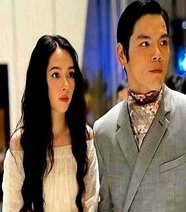 谁能想到，向家500亿港币家产，最后握实权的居然是郭碧婷。俩人结婚7年长期