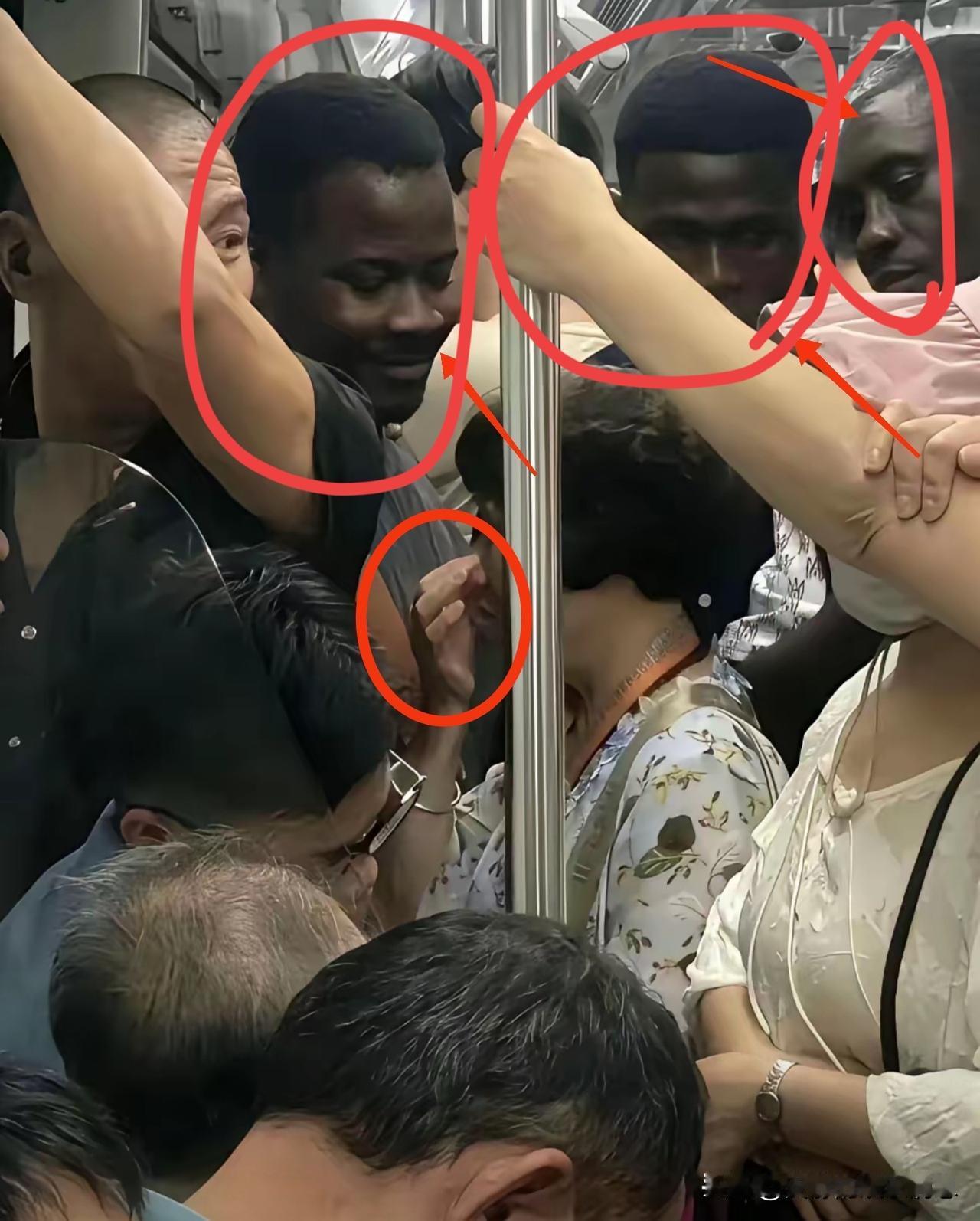 有些人觉得外国的东西好，无论是衣服、鞋子还是电子产品，甚至有些人觉得外国人更高级