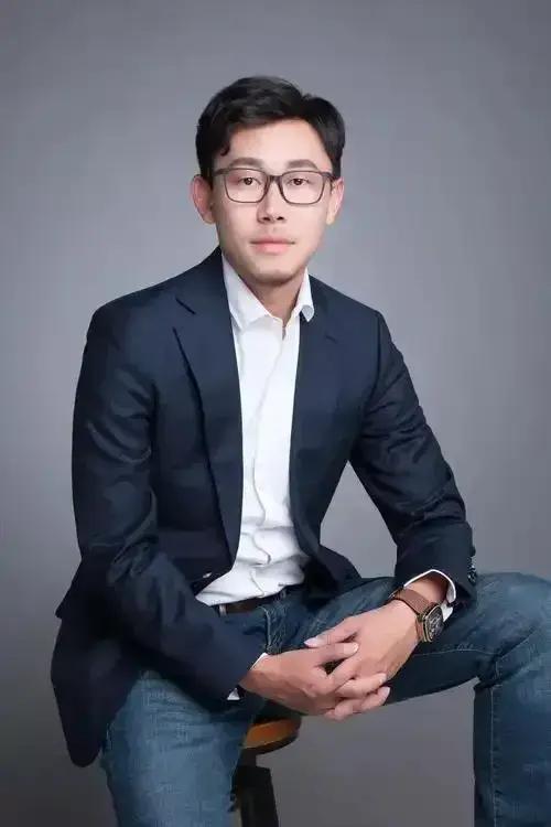 明日A股操作精准提示❗周末，低空经济与AI算力应用两大赛道利好集中释放，持