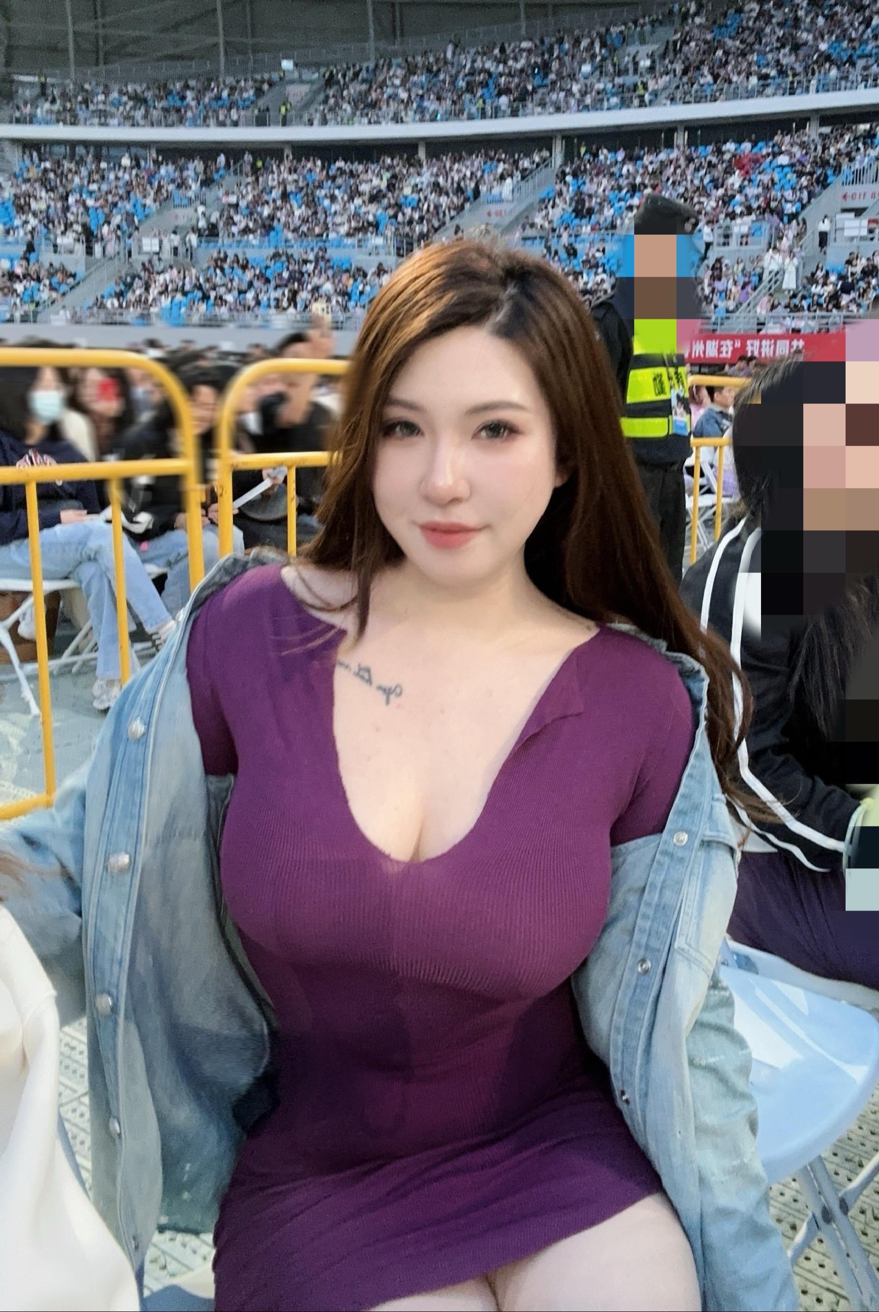 原本不打算发的图 是紫色姐姐💜