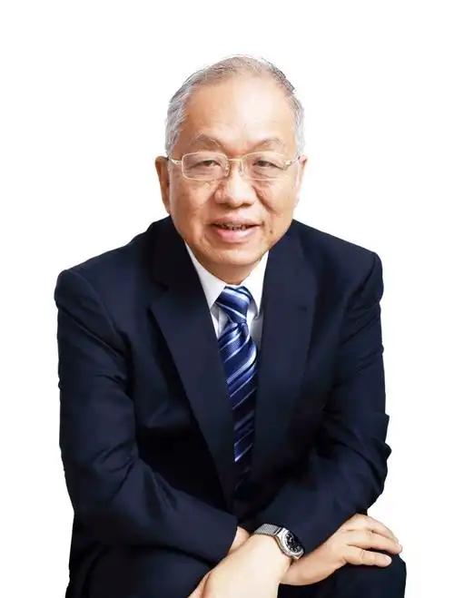 丘成桐说中国数学落后美国80年，骂得最狠的人，其实爱这片土地最深 丘成桐曾经