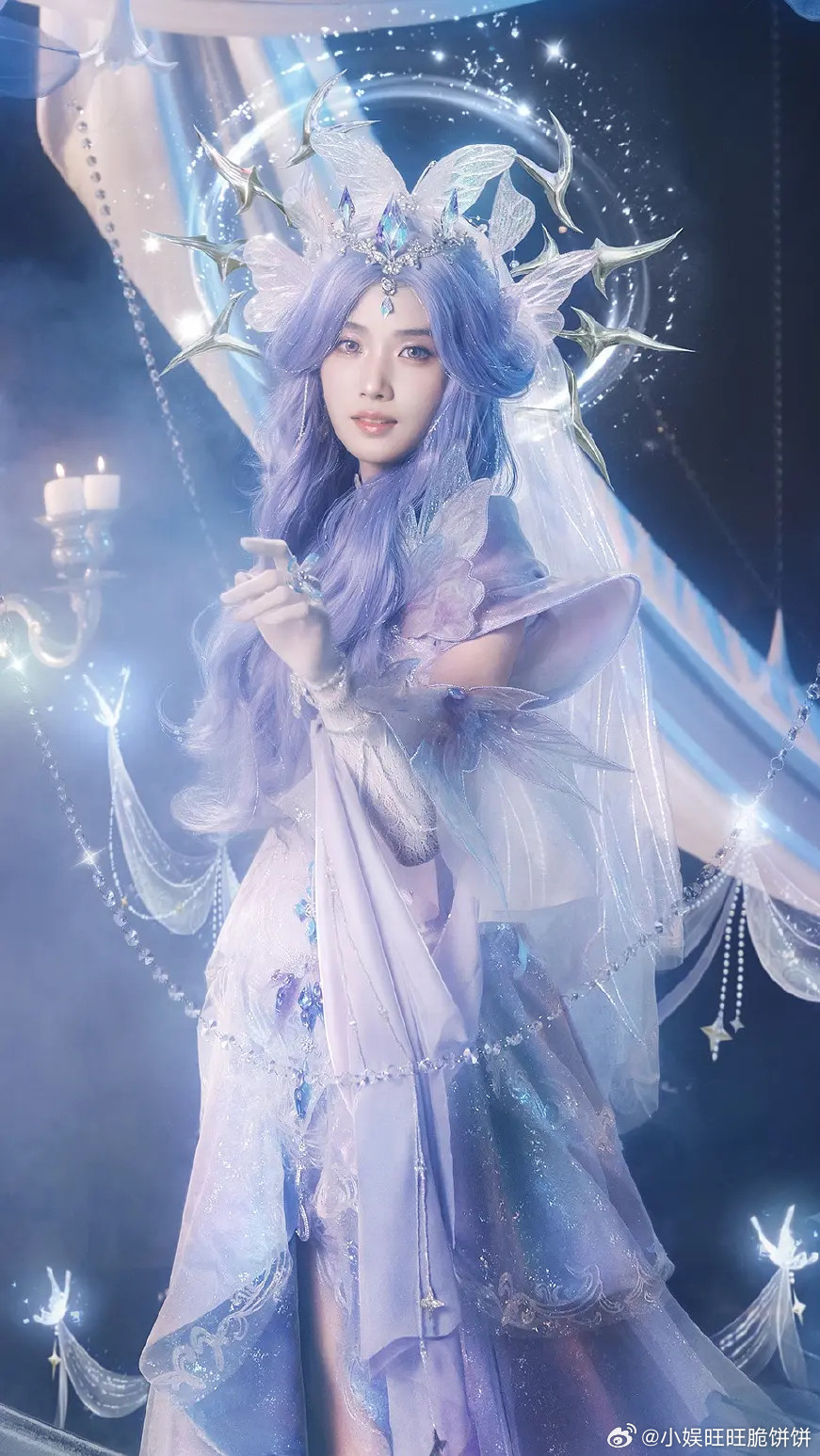 卢昱晓这个妆造男人味好浓