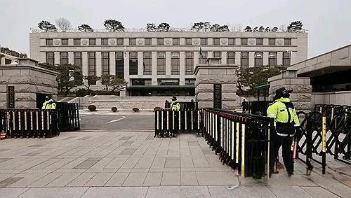 大法院（最高），宪院（高级）不管韩国中央地方法院管？首尔中央地方法院将于16日