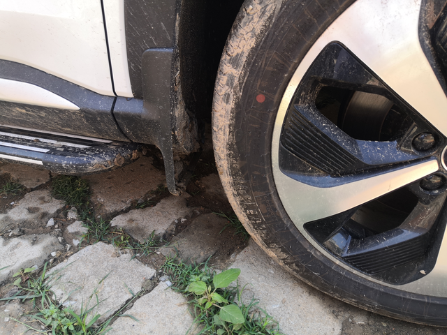 关于宋plusdmi的一点设计缺陷提车半月，发现宋plusdmi车型的一点设计