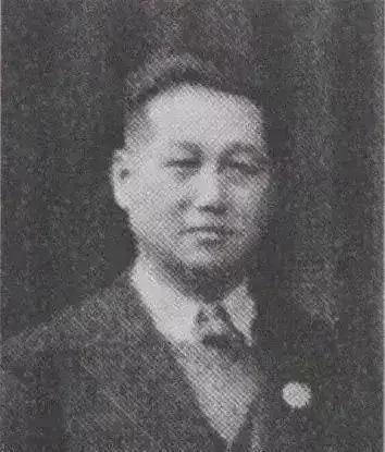 1944年4月24日，中国工程师吴树德因拒绝帮日本人修水利，被浇汽油活活烧死。他