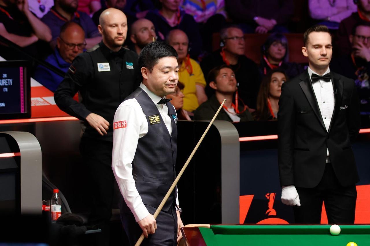 大卫·吉尔伯特不怵丁俊晖!绰号“土豆哥”的大卫·吉尔伯特，绝对是斯诺克界大器晚