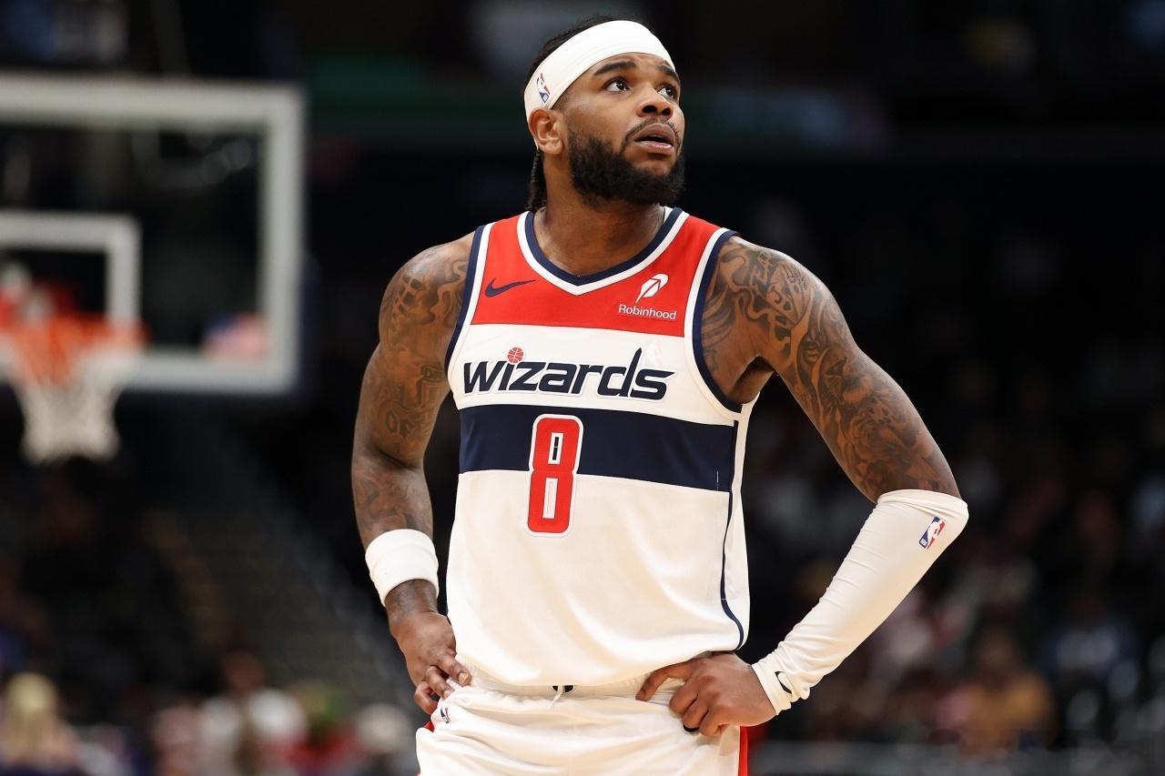 #湖人##库明加##先签后换##哈迪##NBA#美记：湖人计划让库明加打大前锋，用哈迪签换可给135