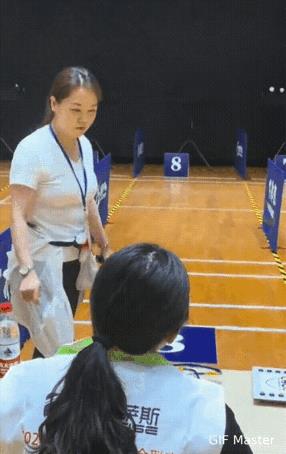 这种比赛究竟有什么意义？打鸟吗？