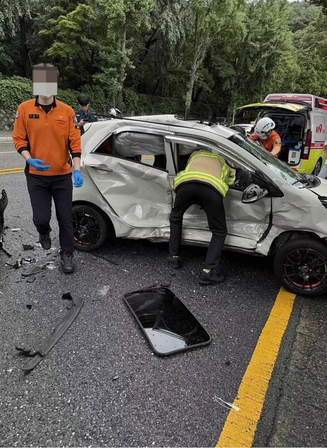 第一眼真看成手机了​​​