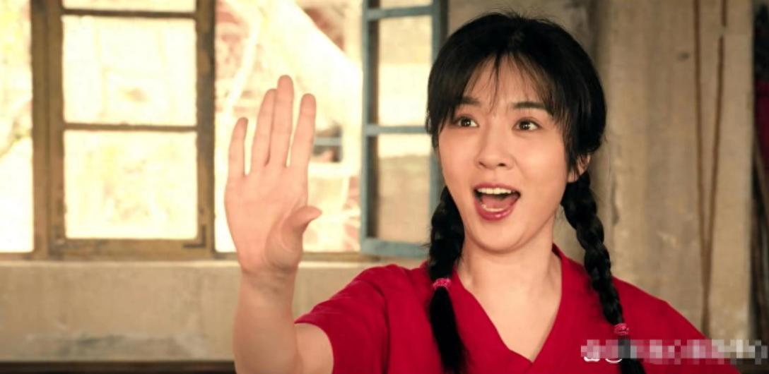 一部电视剧，剧本还没影，选角就吵上热搜了。陈彦"舞台三部曲"最后一部《喜剧》，