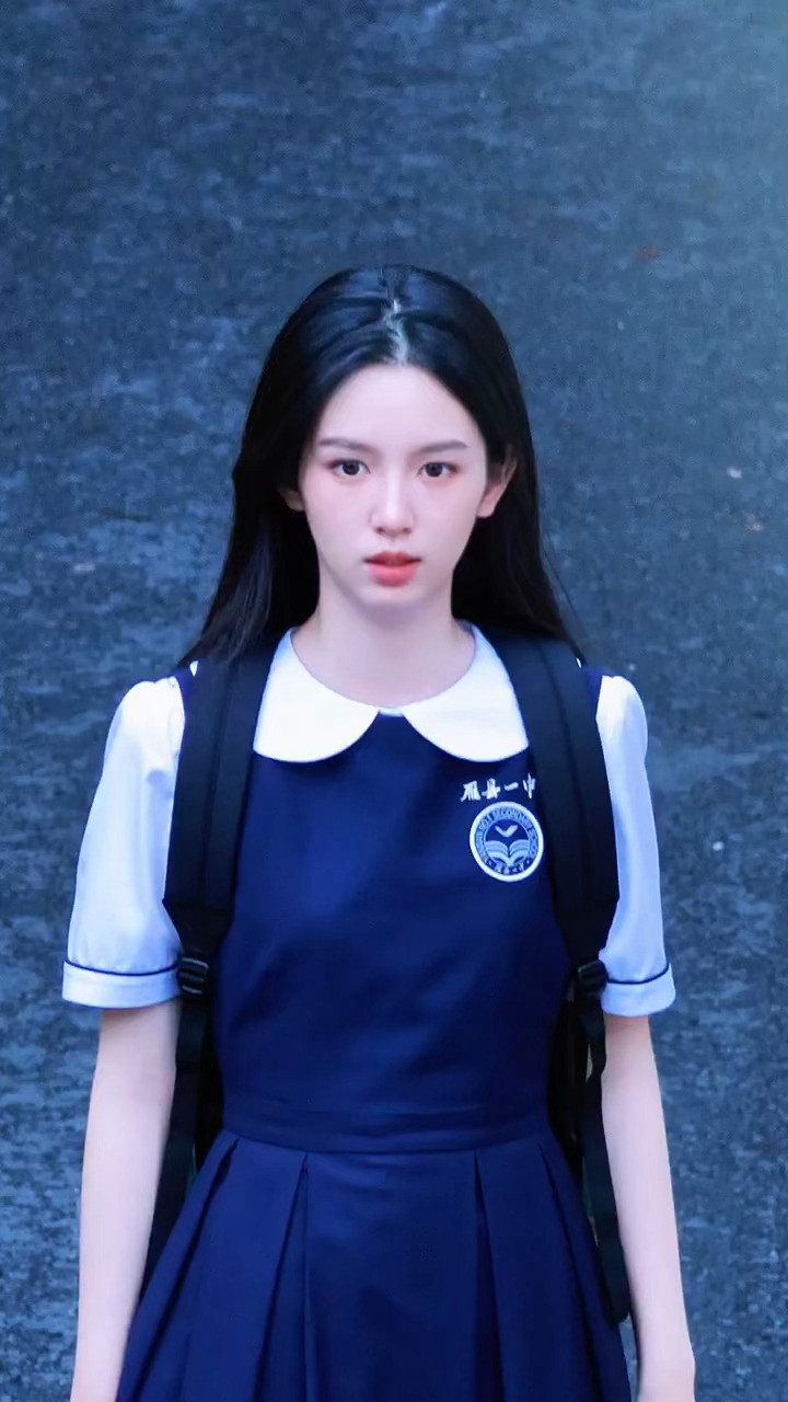 周也x潮热雨季未解之谜丨很美丽的我们林诗兰