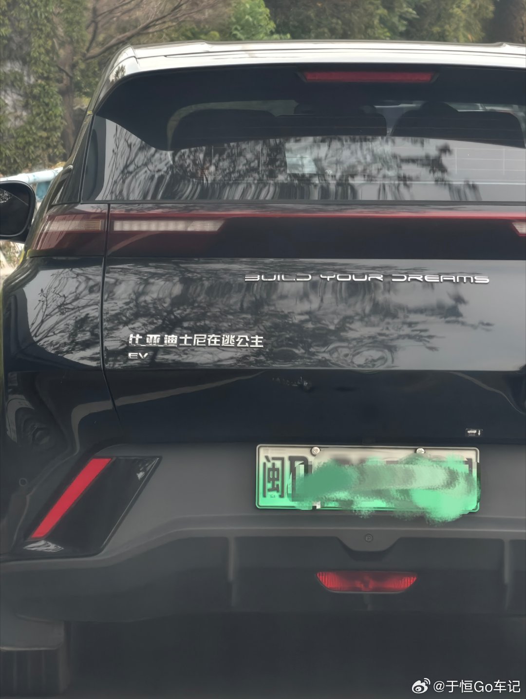 被第一个YU7后面那串笑死第二个海鸥肯定是小姐姐