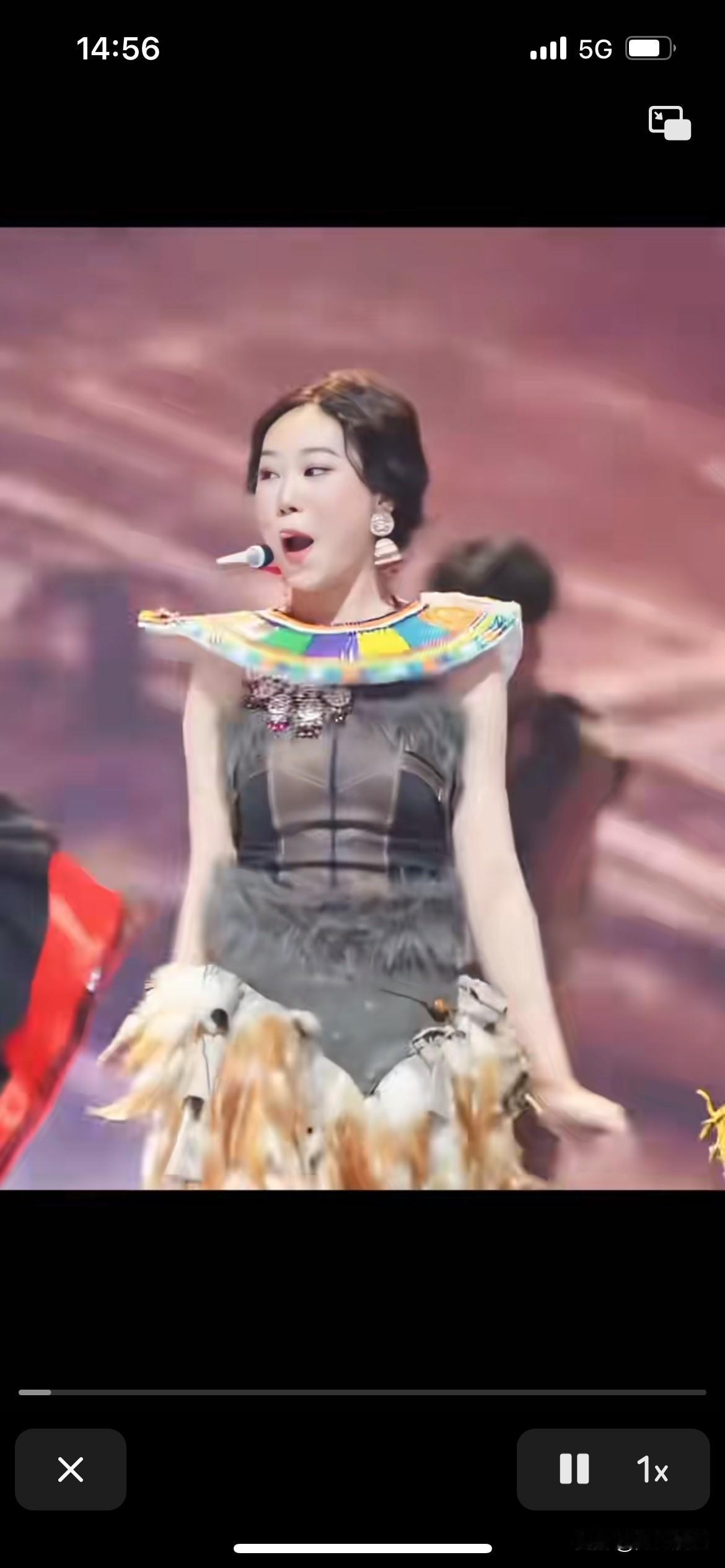 小沈阳老师的女儿沈佳润开始改变风格，这就是大家喜欢的民族风，不要带那么韩风回来，