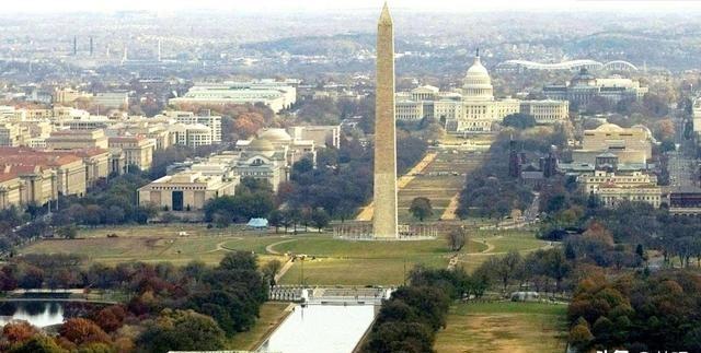 1985年7月24日，苏联一个科研代表团出访意大利，为了防止有人叛逃，克格勃还亲