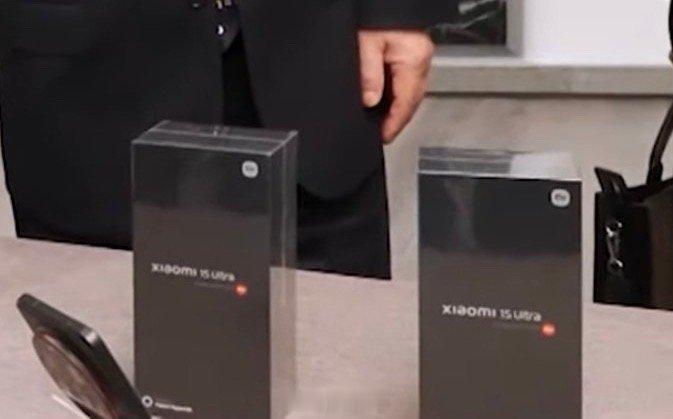小米小米15Ultta被当作国礼，什么排面不用多少了，有的时候还需要往上看看报