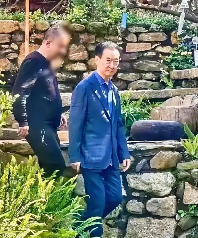 大家都别同情王健林了！原因有三，一，都别低估了王健林的还债能力！王健林有全国