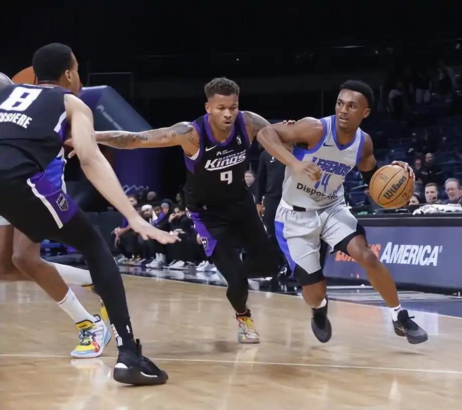 迪亚洛的老相识沃克要来了，兄弟携手能否助力山西汾酒取得更好成绩。近日，有消息