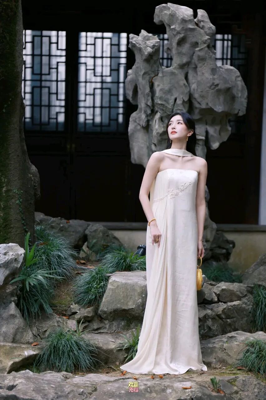 谁懂！江疏影温婉气质美到心巴