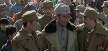 抗战时，八路军帮助卫立煌部突围。卫立煌不禁慷慨：“你们这个团算是报废了！”不料一