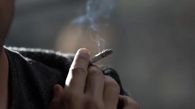 终于弄明白了为什么老烟民一戒烟，肚子就大起来了不是因为懒，也不是管不住嘴，而