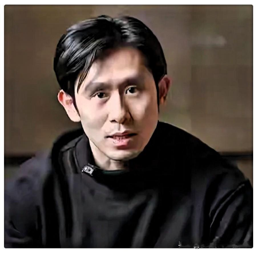 刷到刘欢的女婿名叫陈诗洋，重庆本地人，网传家中经营建材生意，家境不错，是哈佛大学