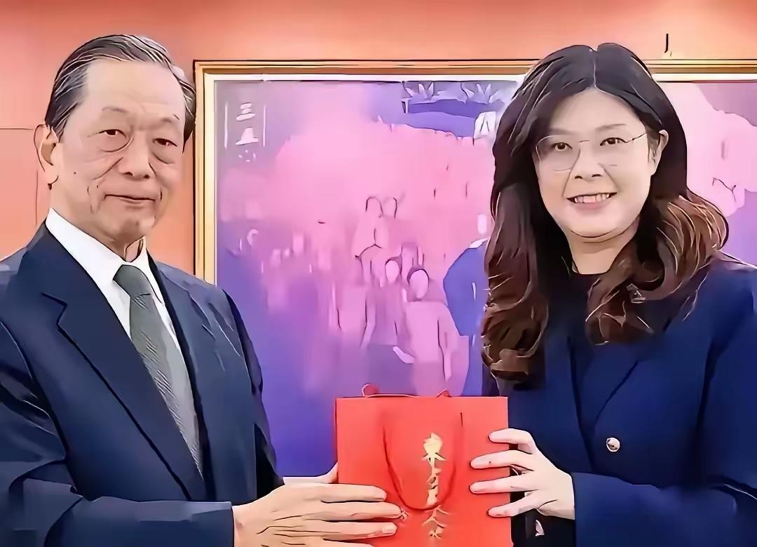 郑丽文把中国人的脸丢尽了！！！日本熊本强震是天灾，中国大陆广西洪灾难道不是吗？