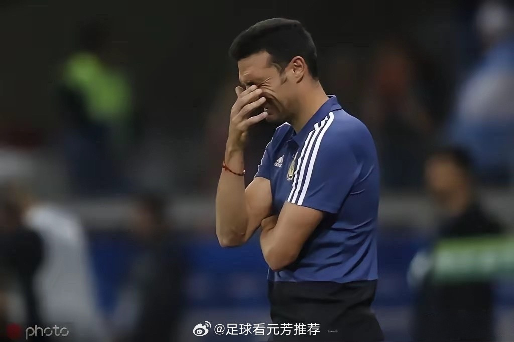 看了一场辣眼睛的比赛阿根廷2:1毛斯塔尼亚上半场勉强能看，下半场全无亮点，考察