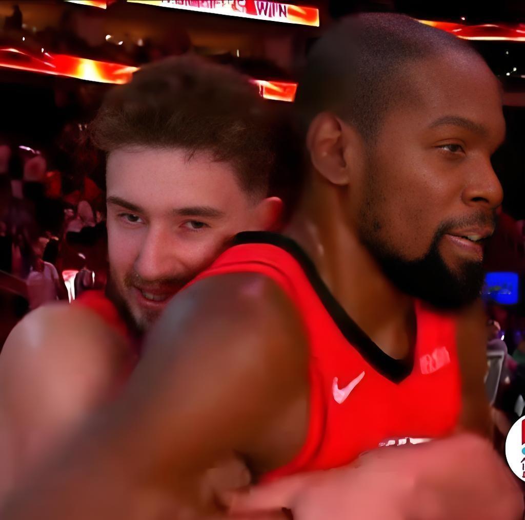 一针见血！火箭出局真相：空间锁死杜兰特冠军路，要么交易申京，要么乌杜卡下课。
