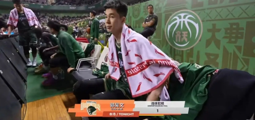 南京同曦是今年最被低估了的球队！当然上海也是最被高估了的球队，郭昊文只打了20分