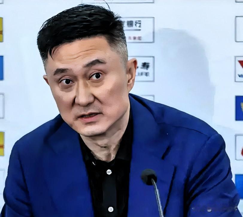 广东G1输球后，主帅杜峰说话了！北京以102-94战胜广东，先下一城拿到赛点