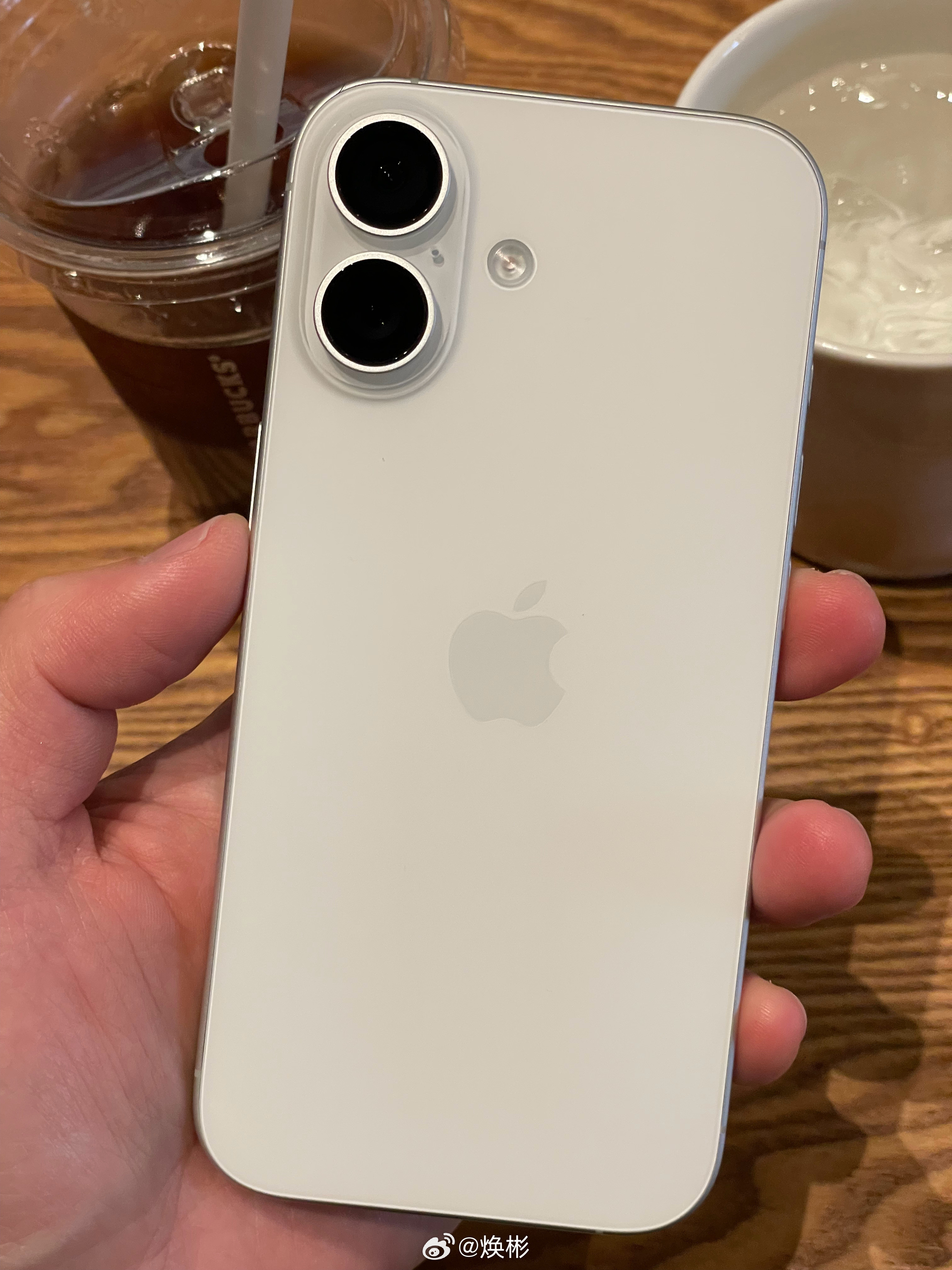 知名home键区博主大彬子从home键iPhone升级到iPhone17是正确