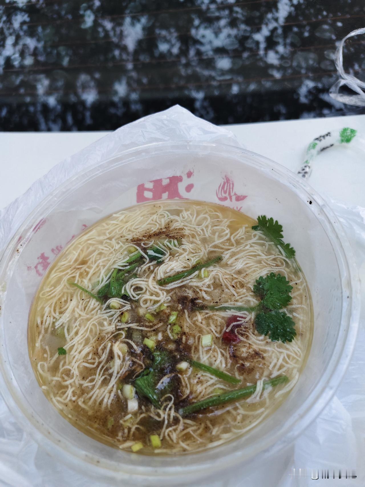 晒图笔记大赛今天吃我们宿迁的本地特色菜，软兜干丝，到任何饭店必点菜。