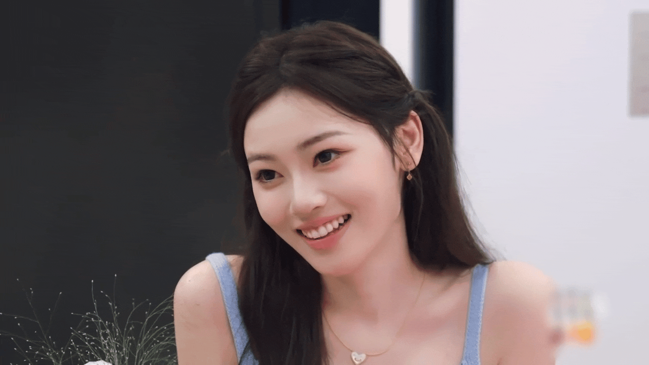 恋综女嘉宾互翻白眼史上最尬恋综鲶鱼喜欢你我也是颜值确实是入场券，但分寸感才是长久