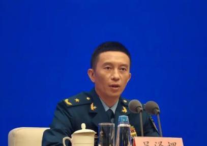 九三阅兵即将举行，可令人意外的是，国务院官宣了一个前所未有的消息，不是说装备，也