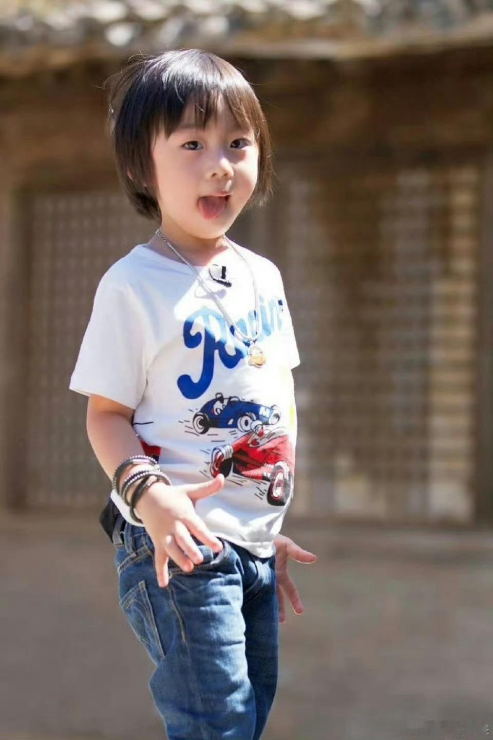 什么？！！！！！！kimi都这么大了