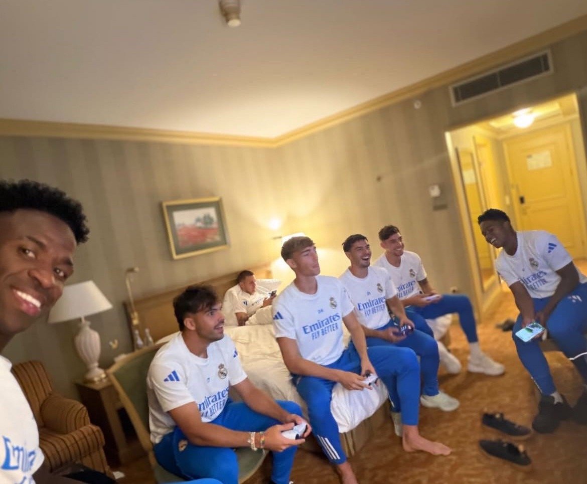 皇马电竞小分队🎮halamadrid​​​
