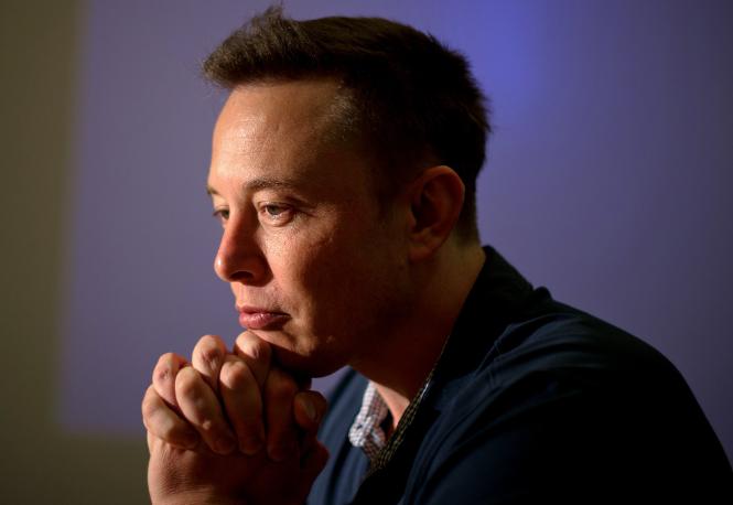 马斯克预警AI变革3到7年内会引发全球大动荡。马斯克在访谈里提出过第三个预言，