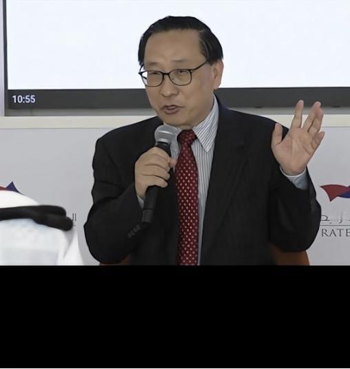 民间高手硬刚BBC！一句话让西方双标当场“破防”BBC上，不是官方发言人