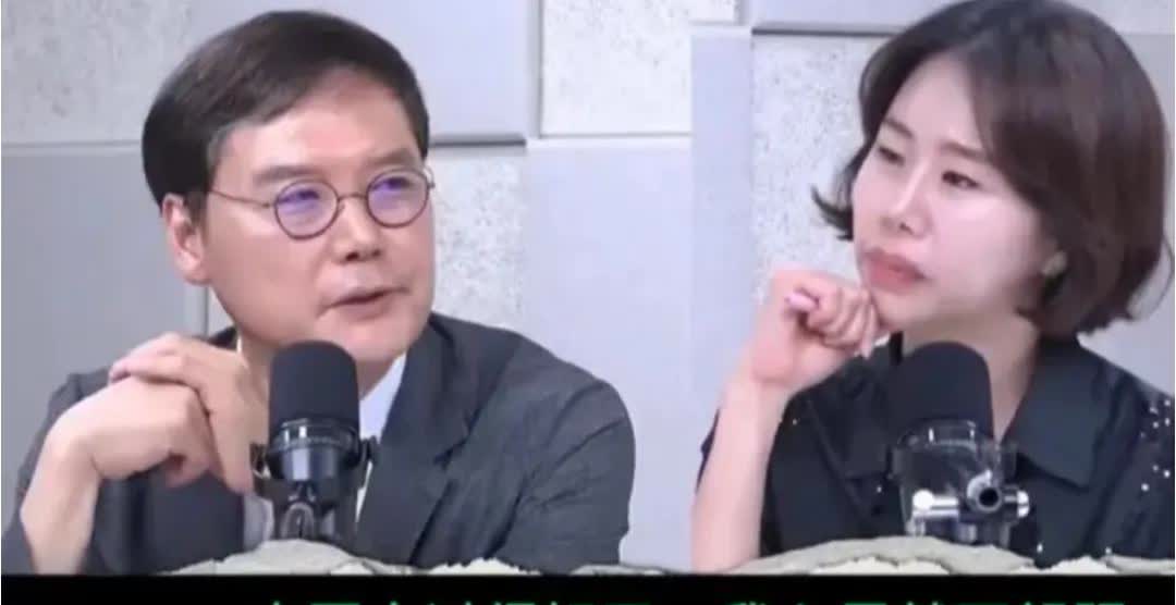 “中国人过得好，我心里就不舒服。”图1是韩国一个教授和一个女主持人讨论韩国人对现